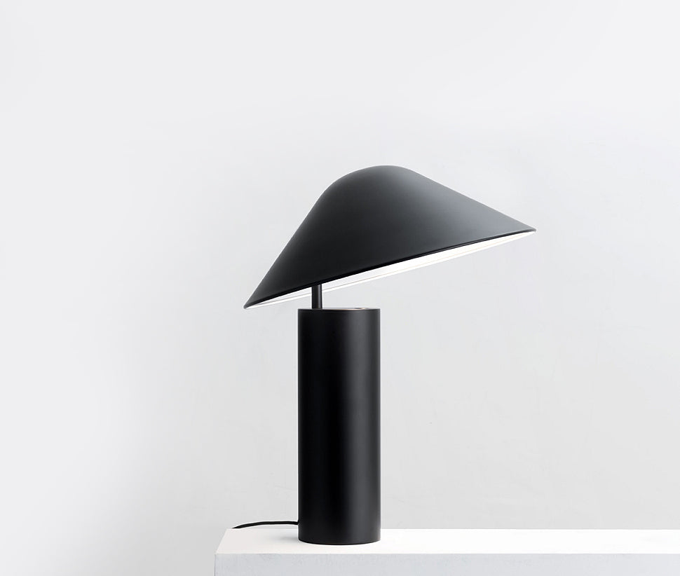 Damo Simple Table Lamp