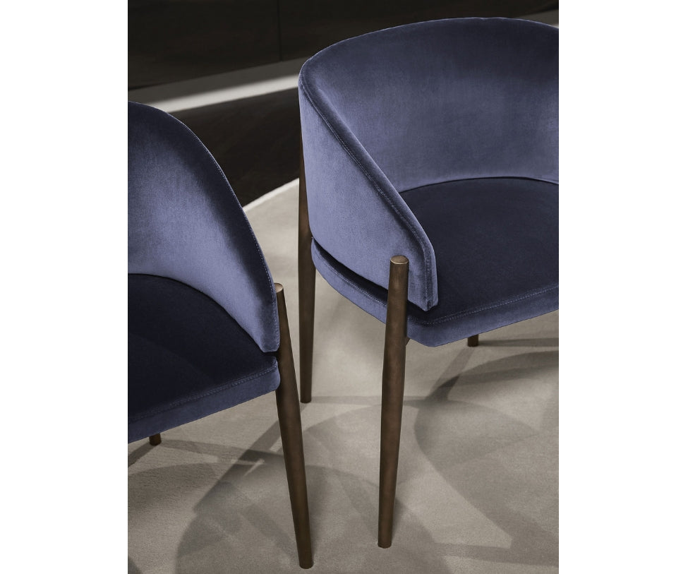 High end Frank Dining Chair by Porro Casa Design