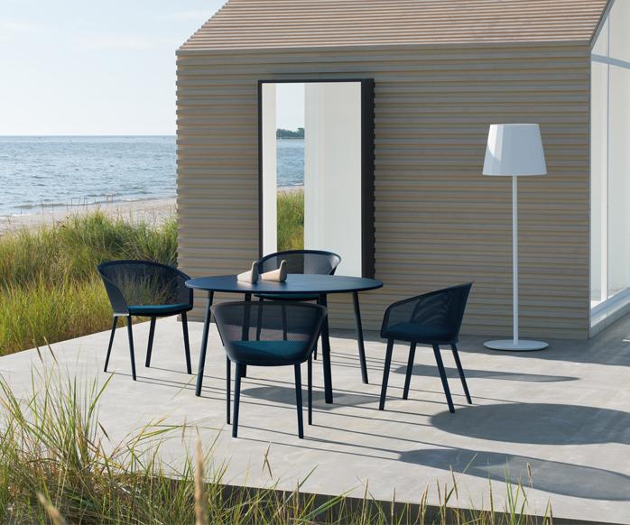 The Kettal Stampa Aluminium Armchair 