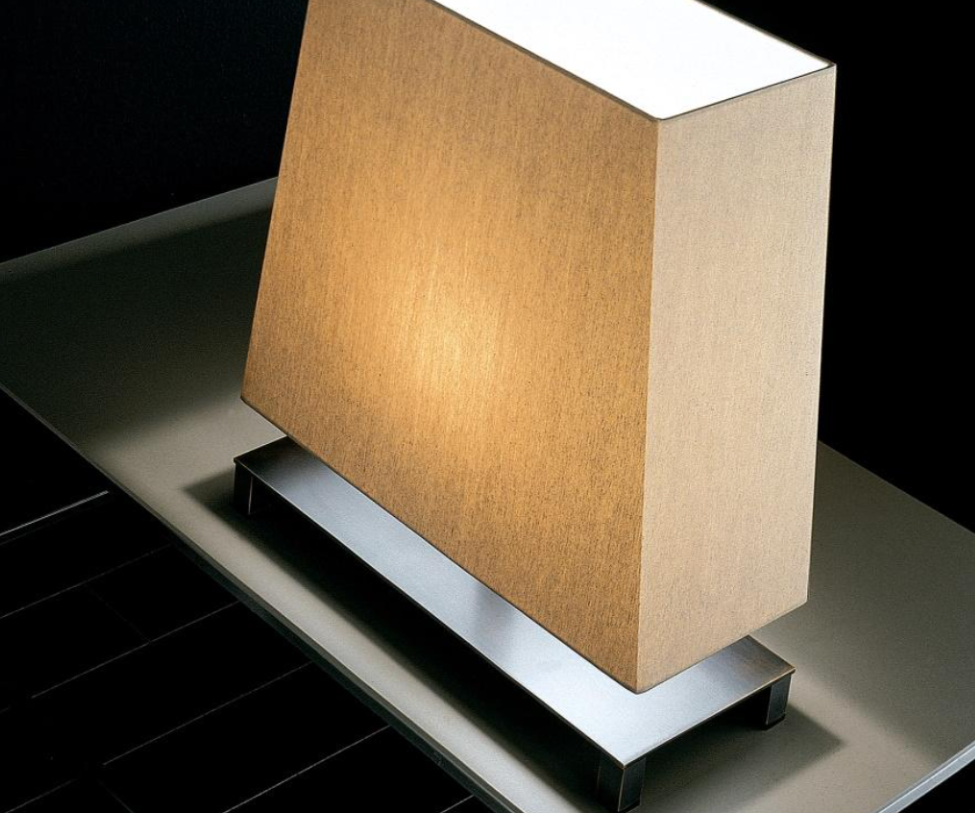 Floor Sample Rettangola Table Lamp 