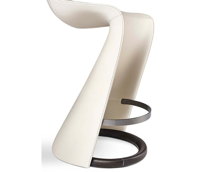 Skirt Bar Stool | Giorgetti