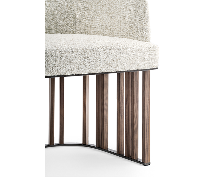 Hero Armchair | Giorgetti