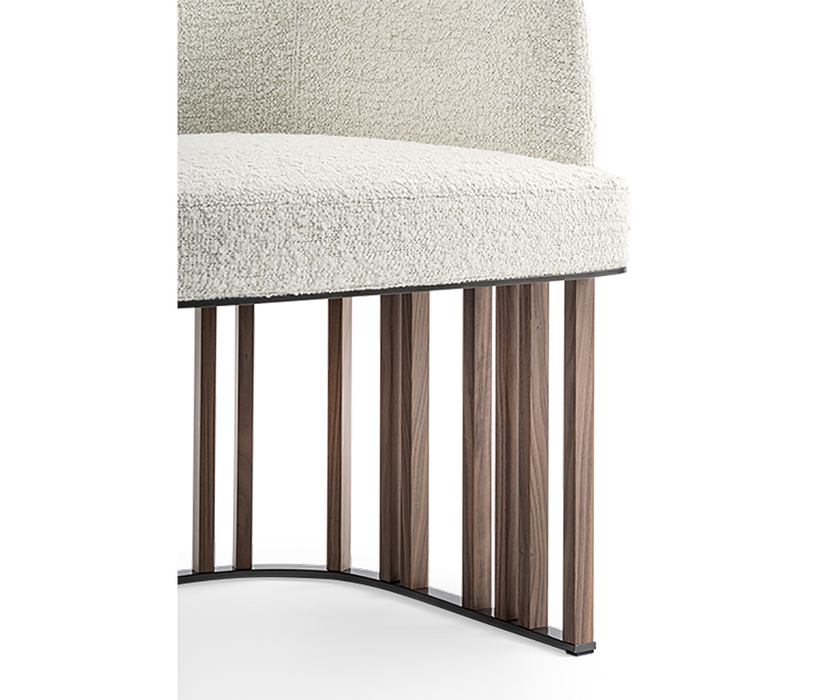Hero Armchair | Giorgetti