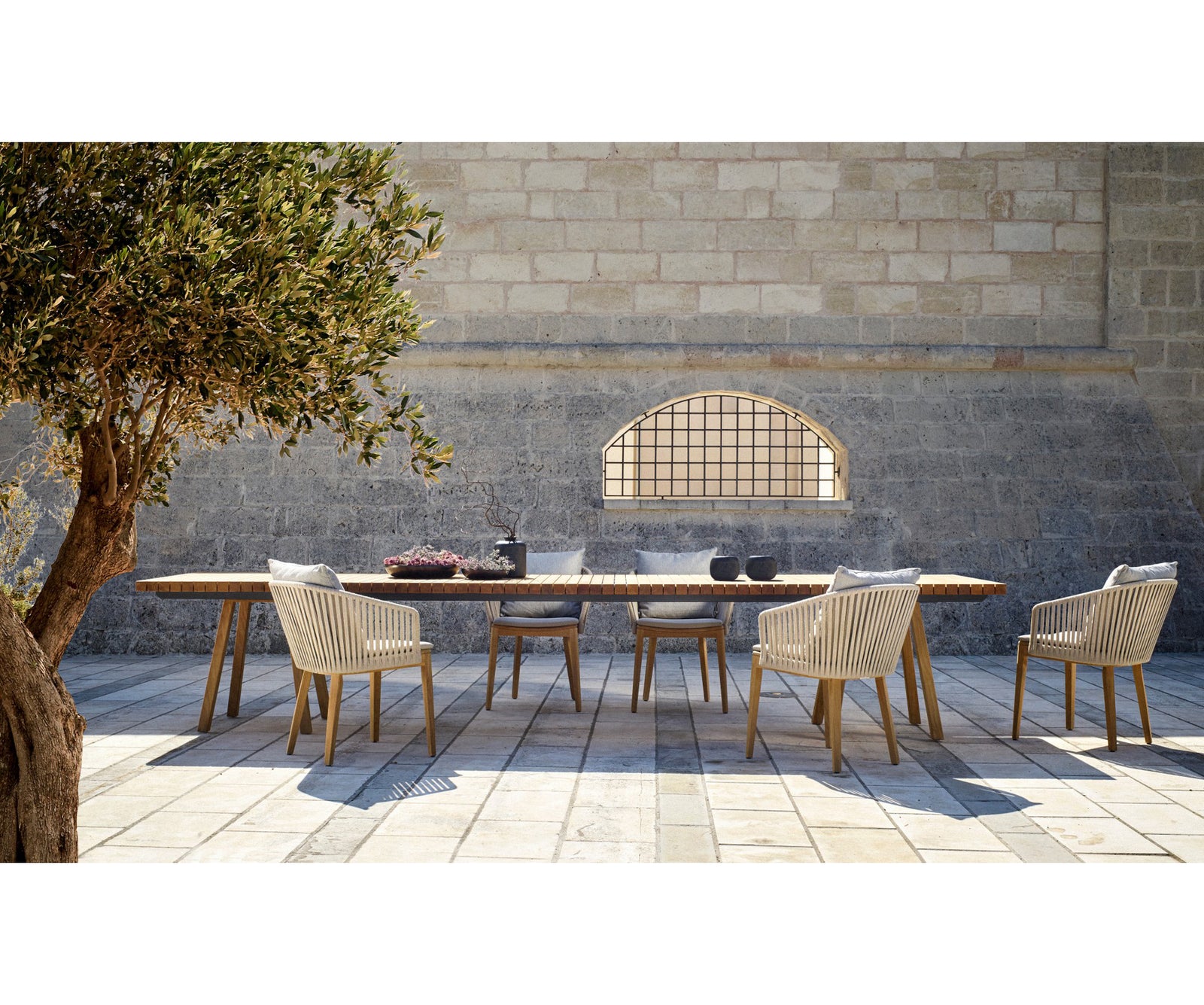 Vis A Vis Dining Table | Tribù