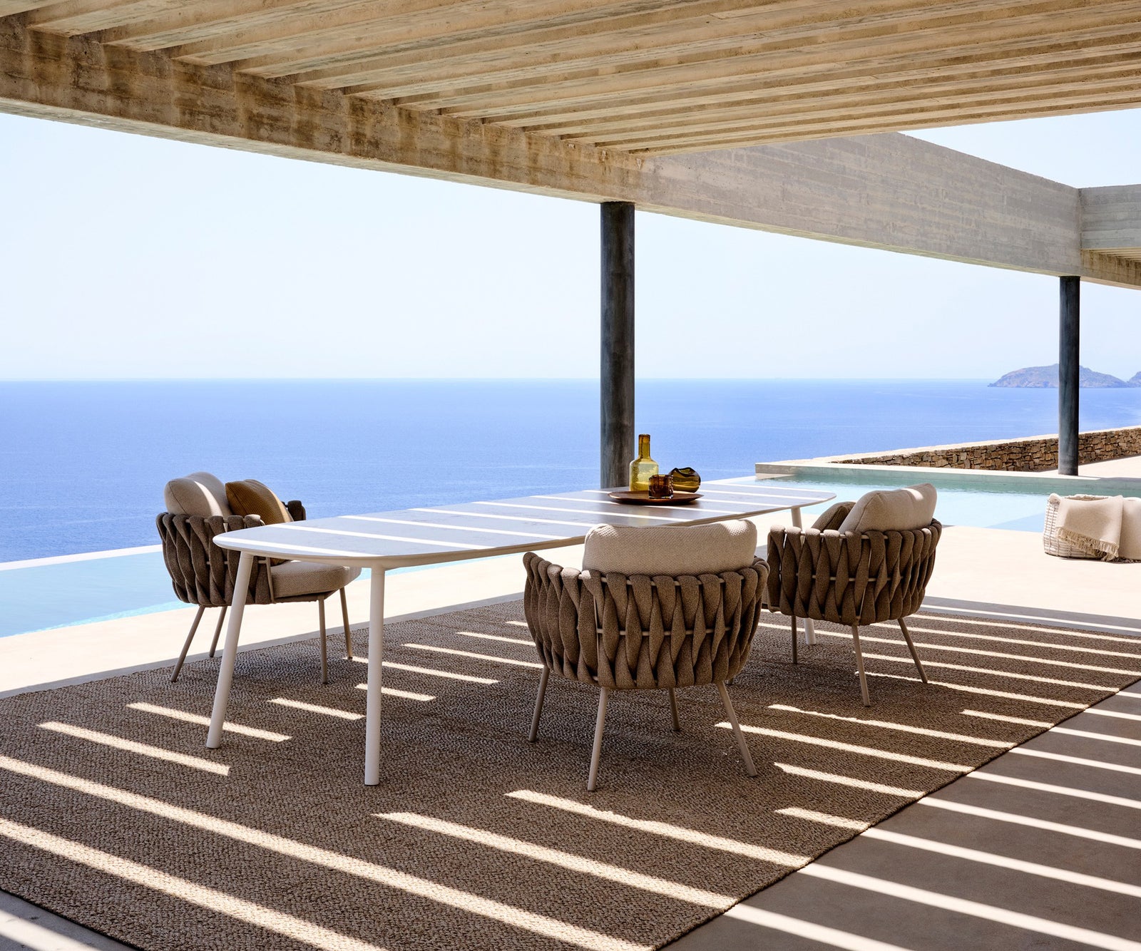 High end Tosca Low Dining Table by Tribù Casa Design