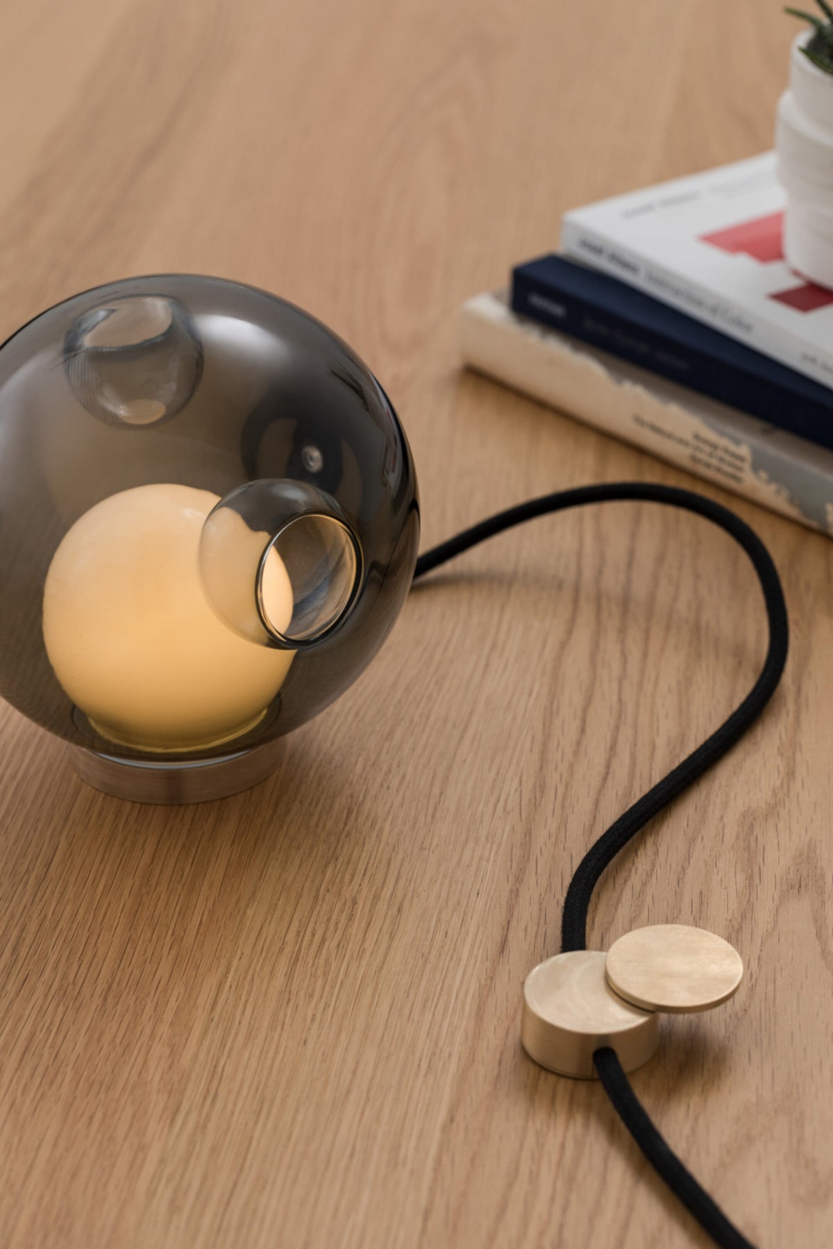 High End 28t Table Lamp by Bocci Casa Design Group