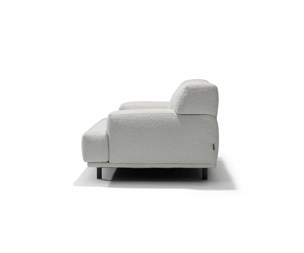 Edoardo Lounge Armchair Linteloo 