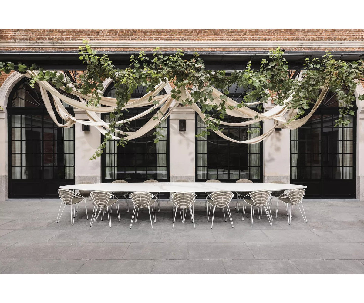 Wire Majestic Outdoor Dining Table