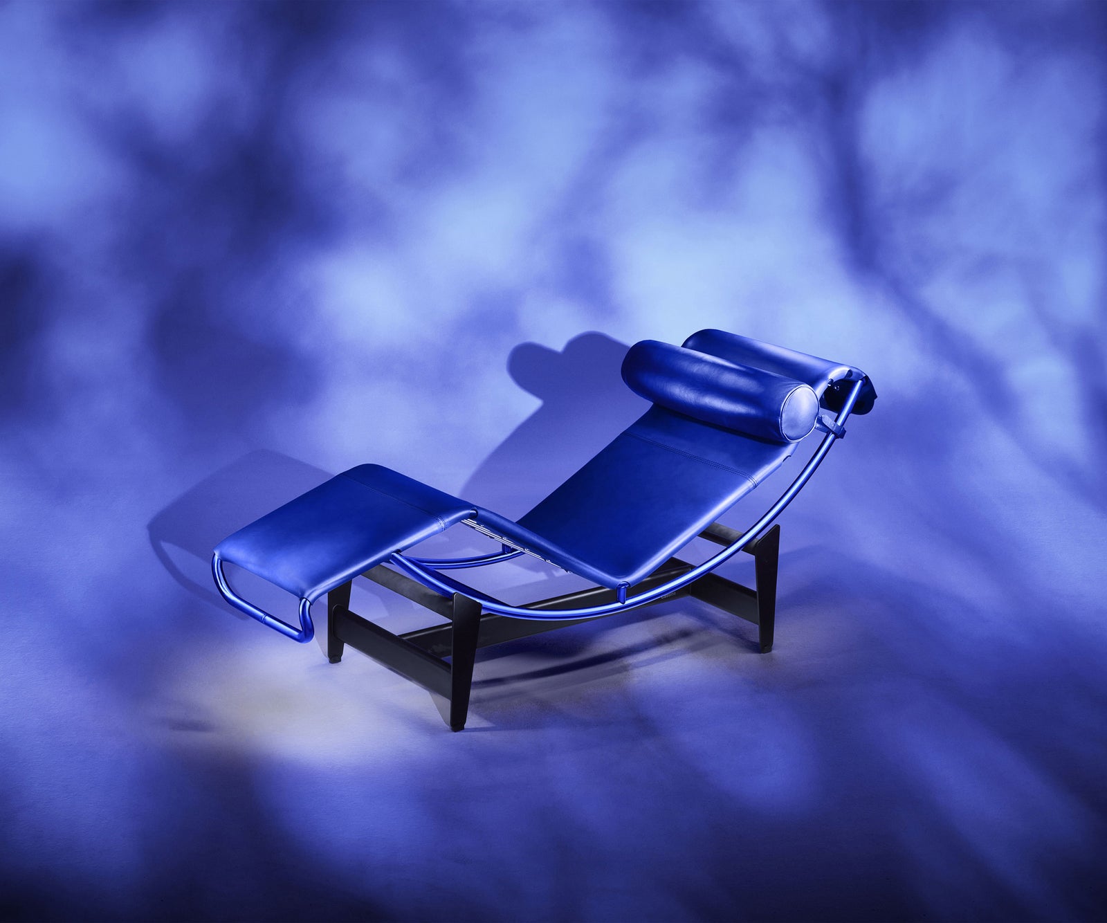 Limited Edition 4 Chaise Longue from Le Corbusier Collection by Cassina Casa Design Group
