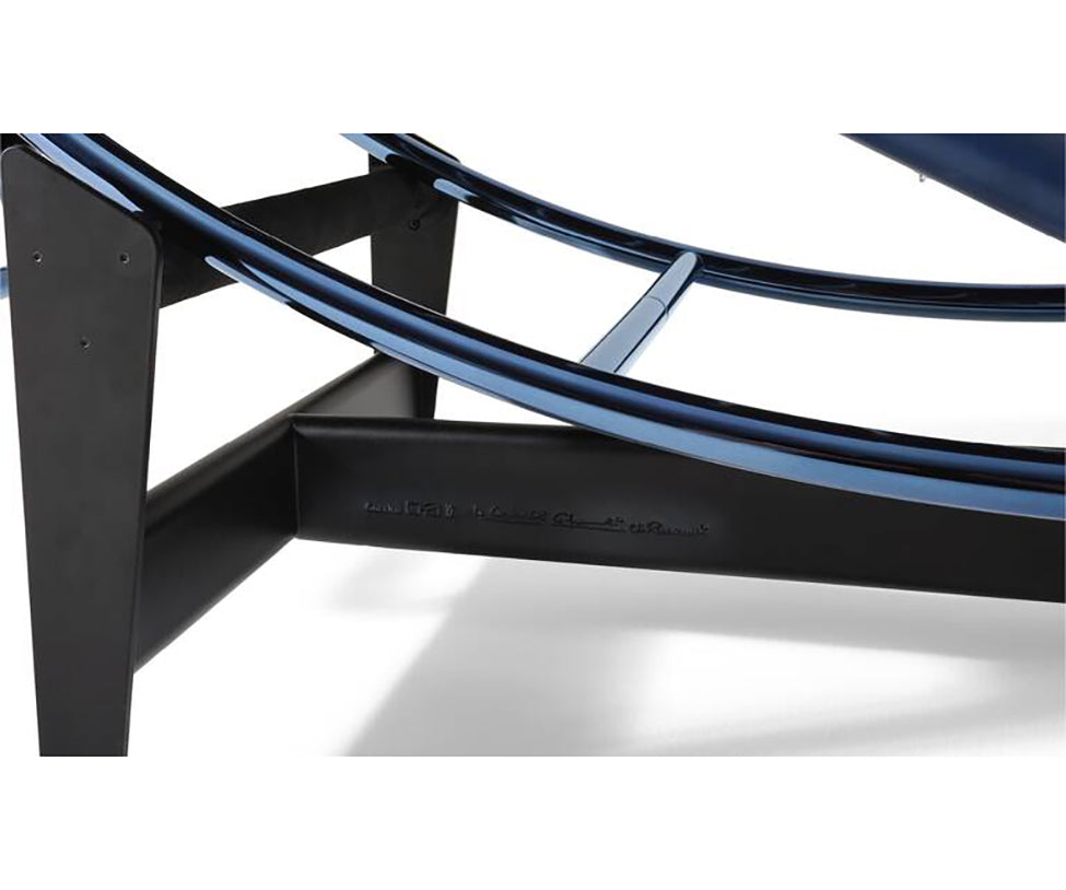 Limited Edition 4 Chaise Longue from Le Corbusier Collection by Cassina Casa Design Group