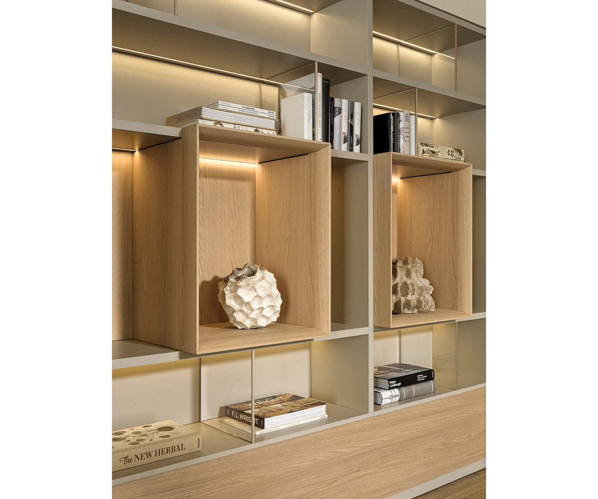 High End 505 Up Shelving and Multimedia System by Molteni&amp;C Casa Design Group