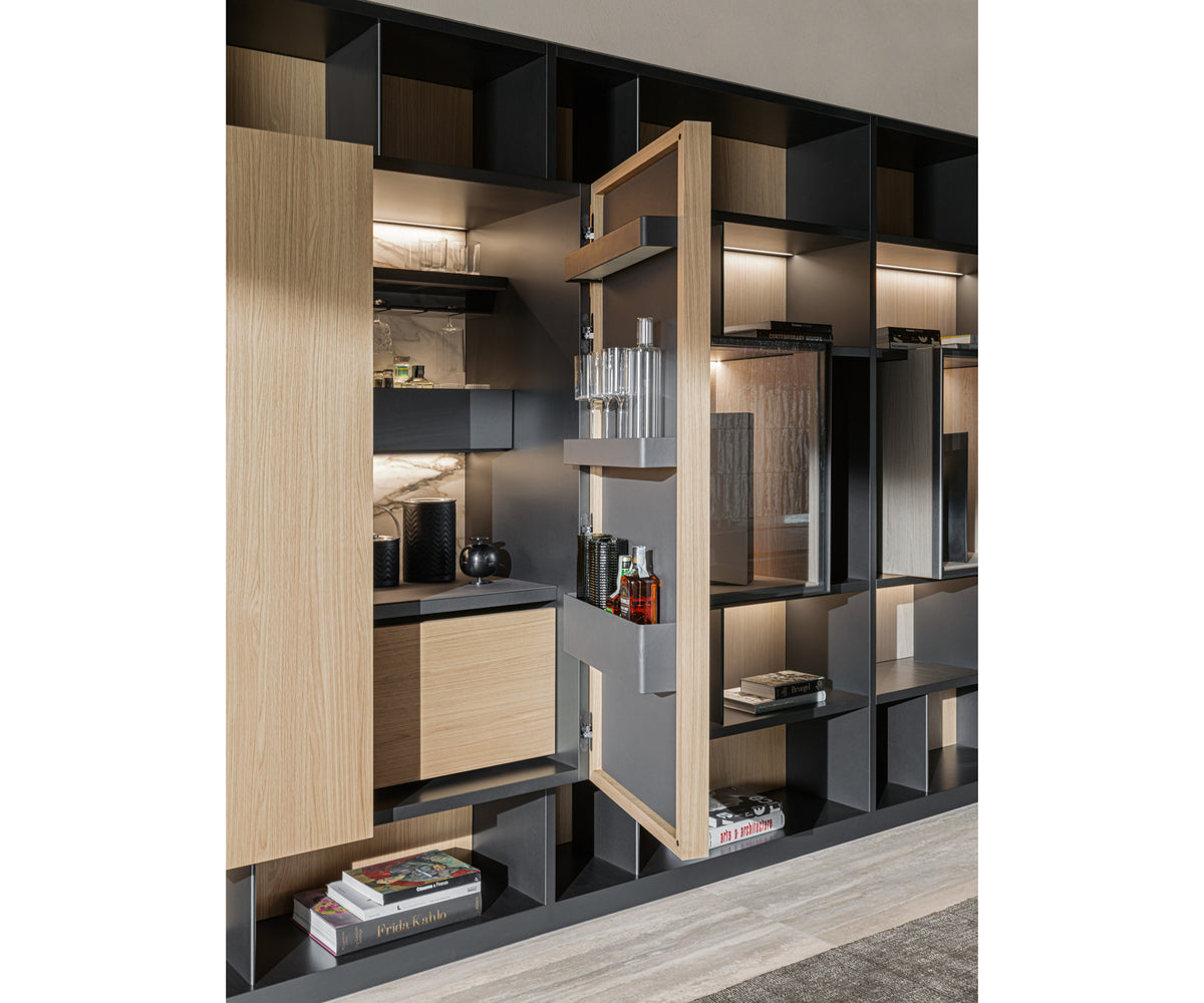 High End 505 Up Shelving and Multimedia System by Molteni&amp;C Casa Design Group