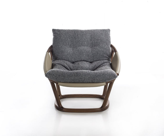 Amarantha Lounge Chair I Porada
