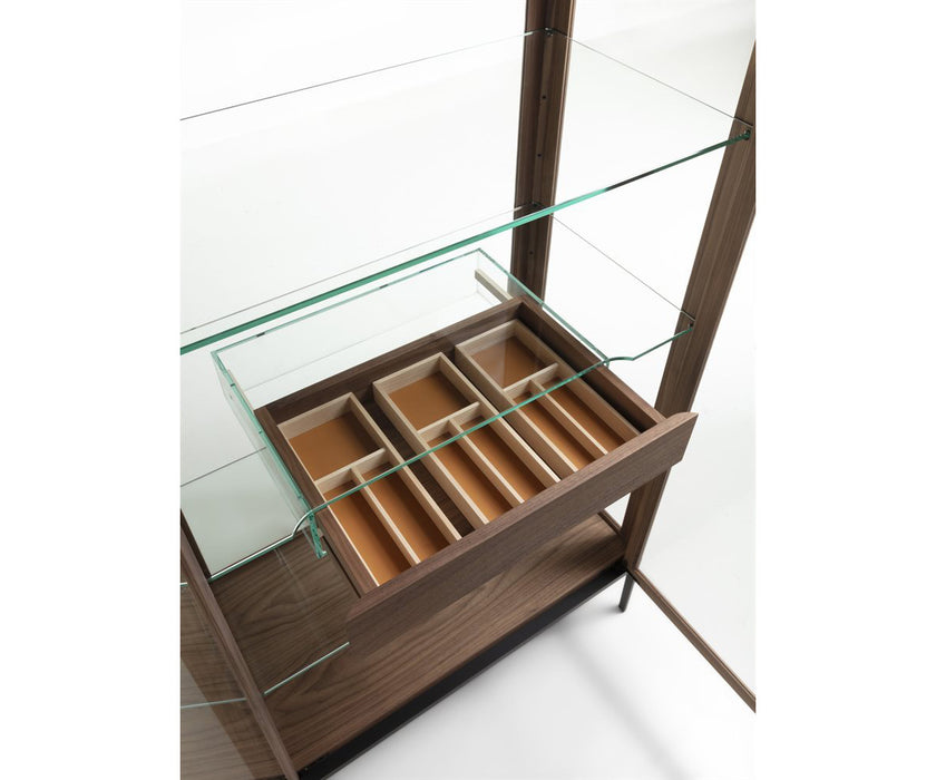 Atsuko Cabinet I Porada
