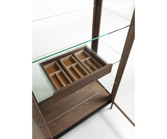Atsuko Cabinet I Porada