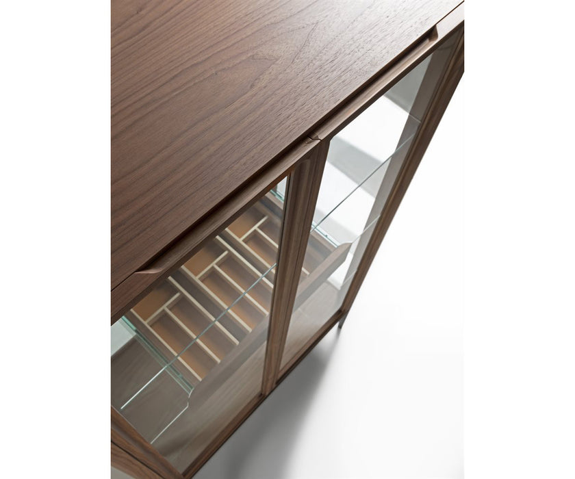 Atsuko Cabinet I Porada