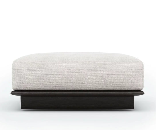 Coronet Ottoman I Coco Wolf
