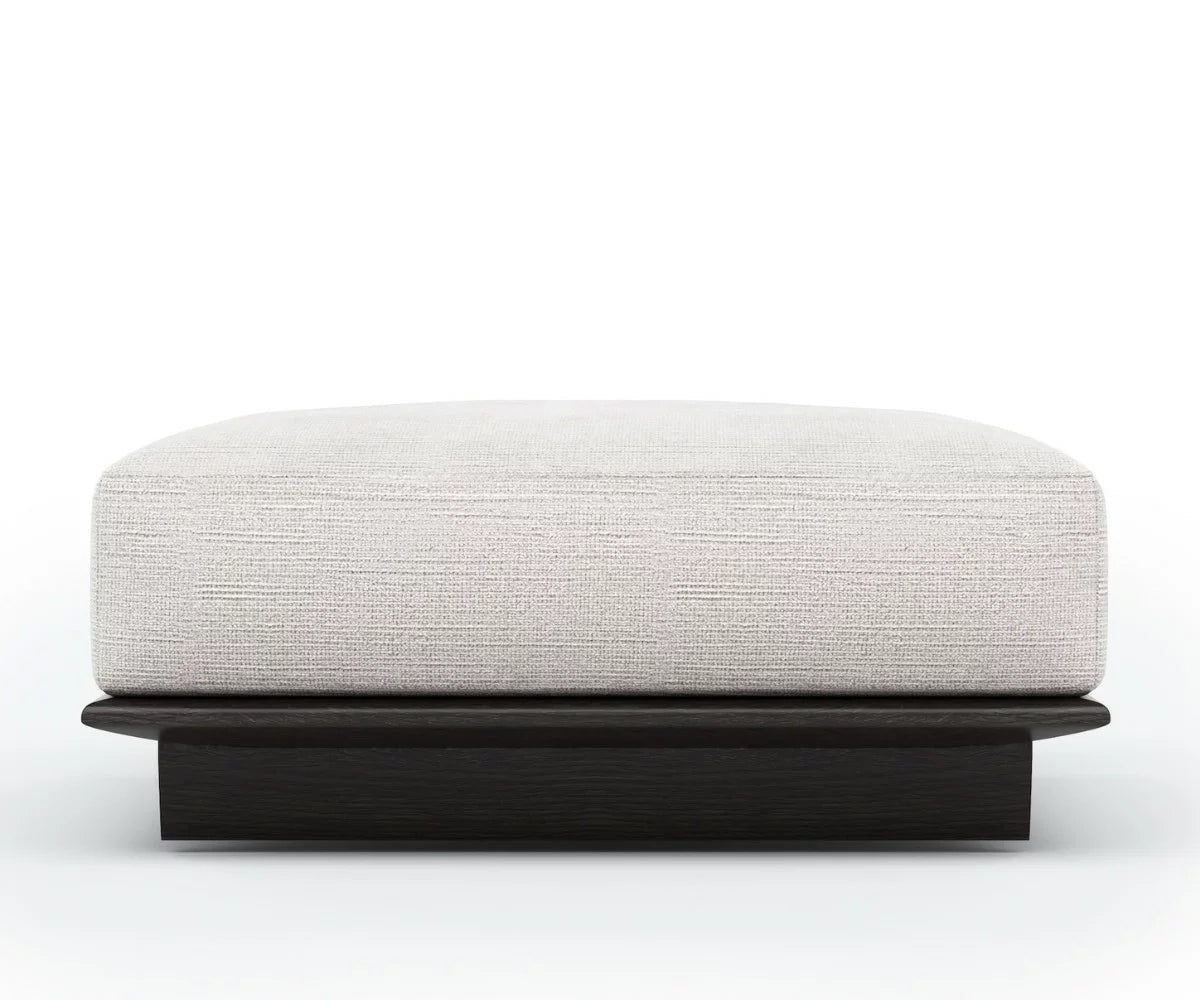 Coronet Ottoman I Coco Wolf
