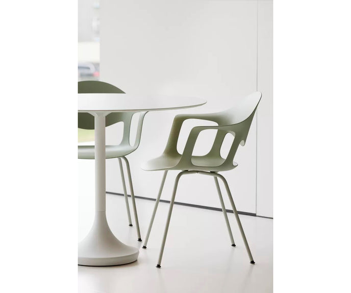 Central Round Outdoor Dining Table Joli 