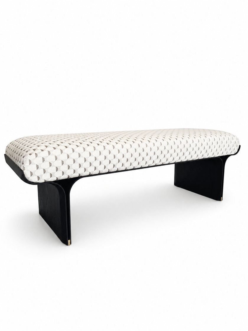 Floor Sample Stami Bench