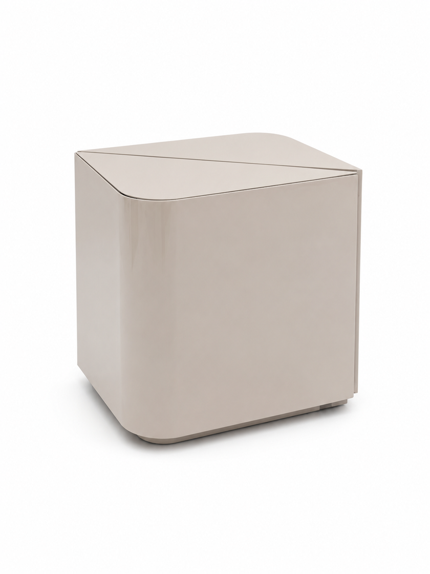 Floor Sample Dimitri 45 Night table