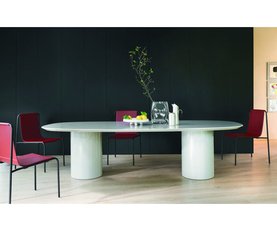 Myon Oval Dining Table Frag 