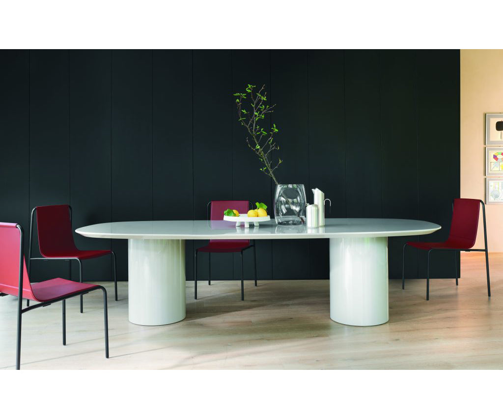 Myon Oval Dining Table Frag 