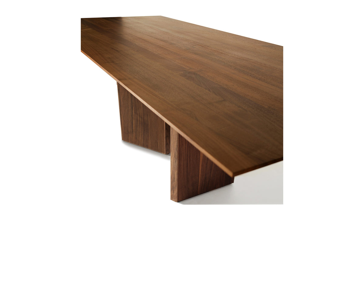 Revo Dining Table Riva 1920