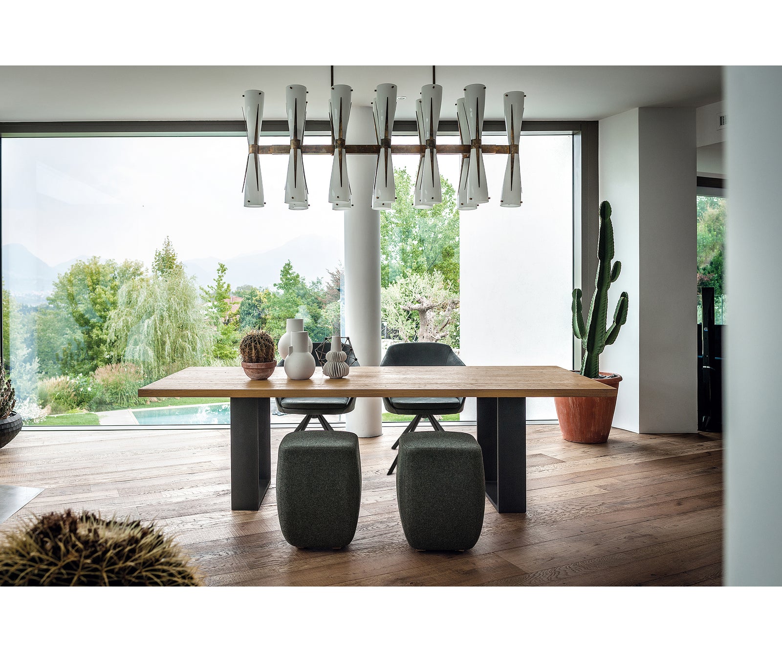 Newton Squared Dining Table Riva 1920 