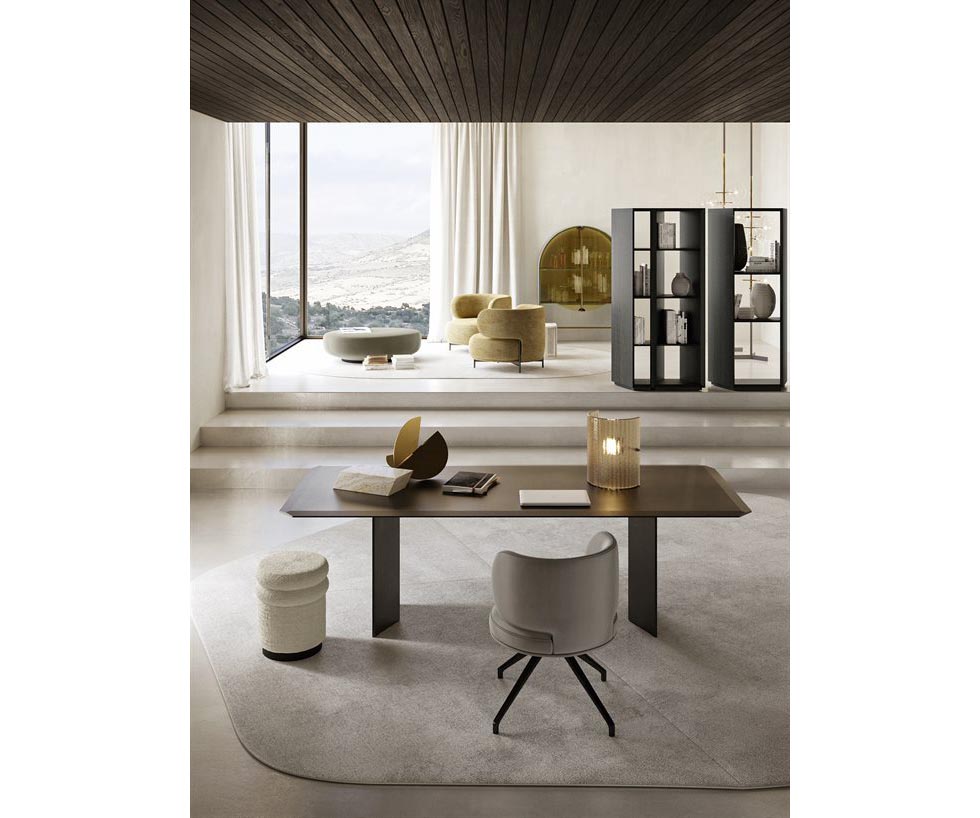 Dolm Plus Dining Table