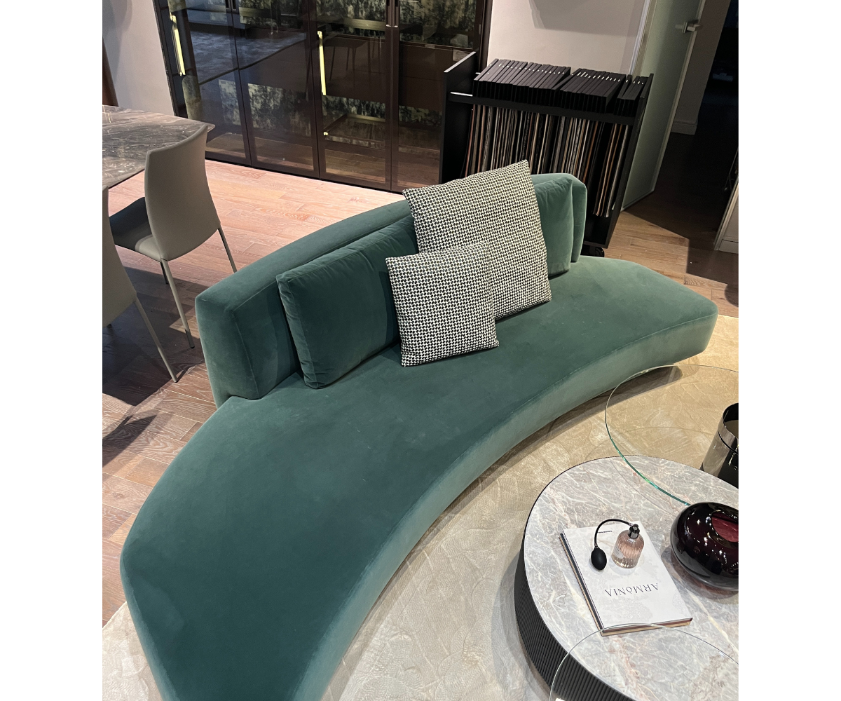 Gallotti&amp;Radice-Floor-Sample-Audrey-Curved-Velvet-Sofa