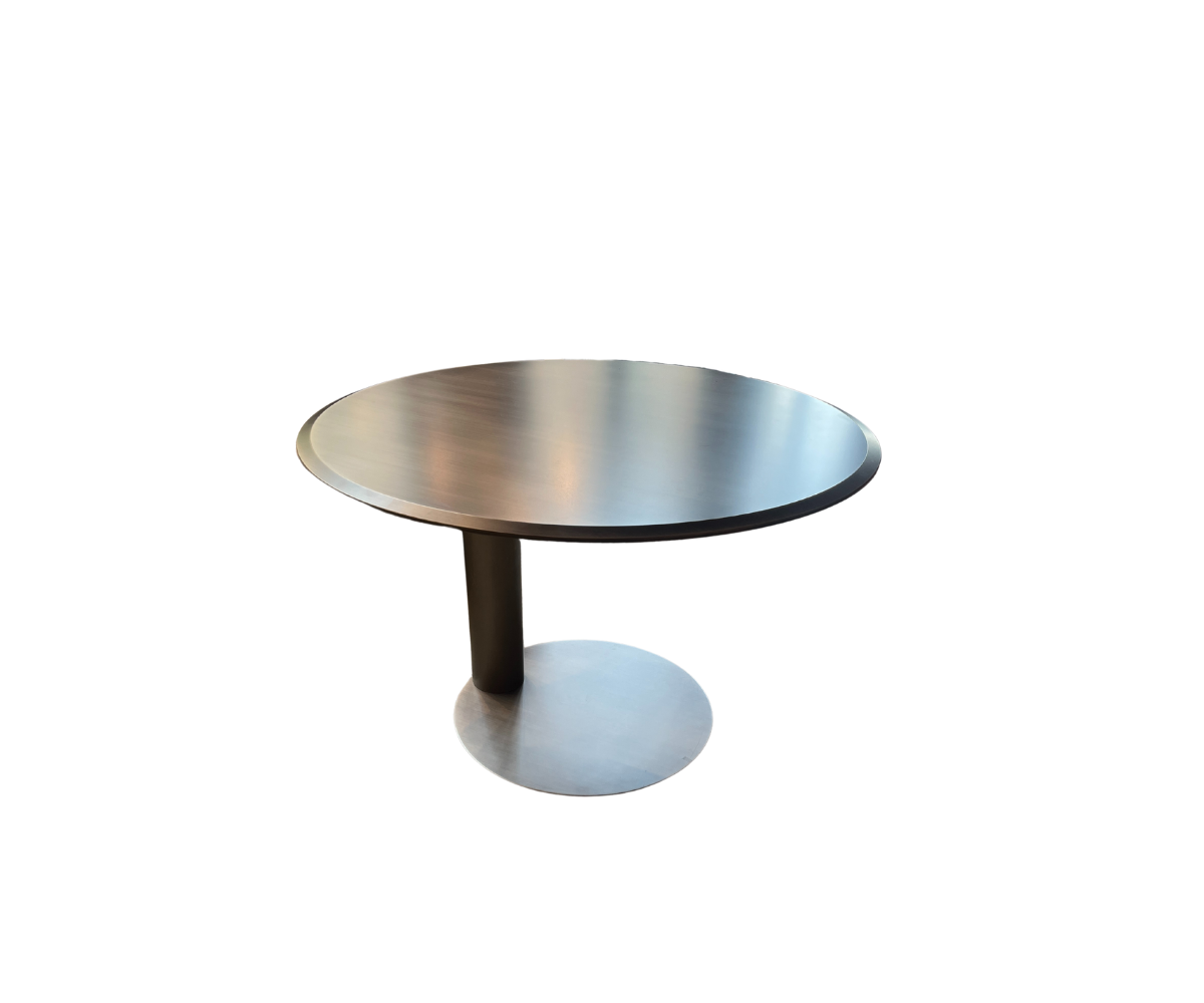 Gallotti&amp;Radice-Floor-Sample-Oto-Dining-Table