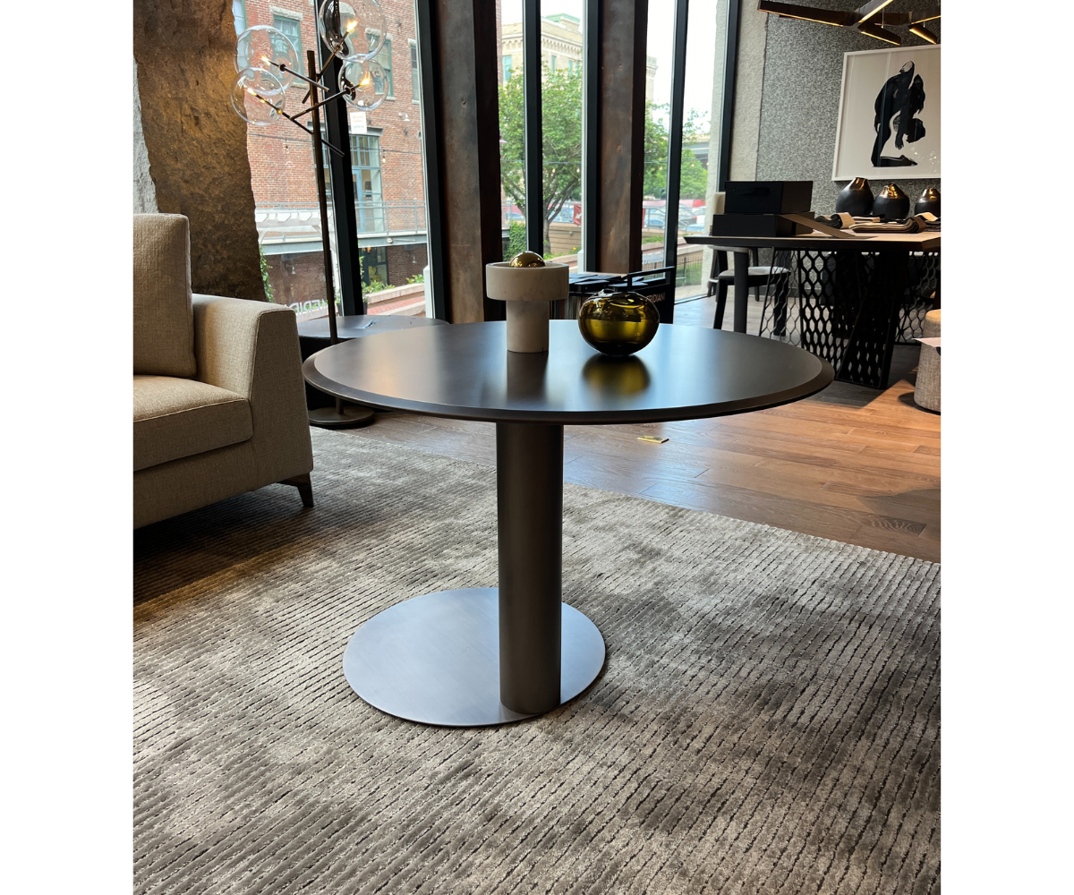 Gallotti&amp;Radice-Floor-Sample-Oto-Dining-Table