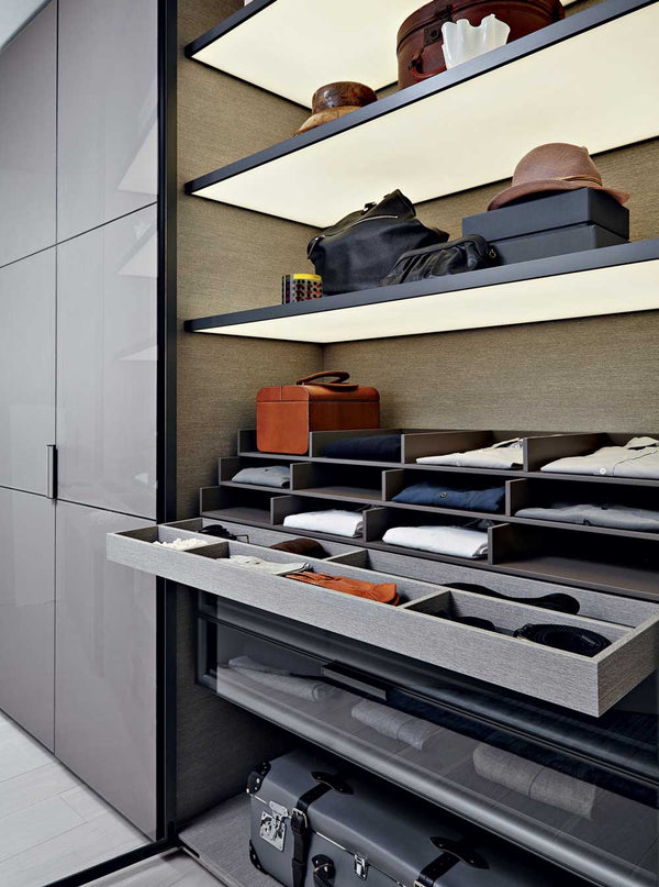 Molteni&C Italian Custom Closets Showroom