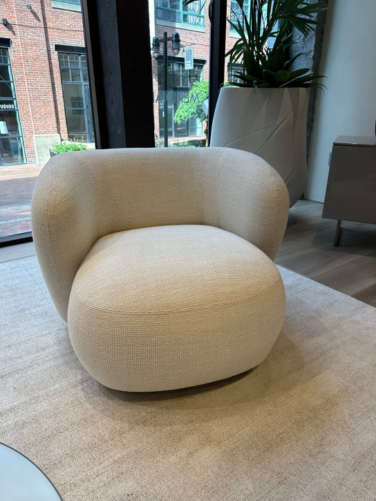 Floor Sample René Swivel Chair