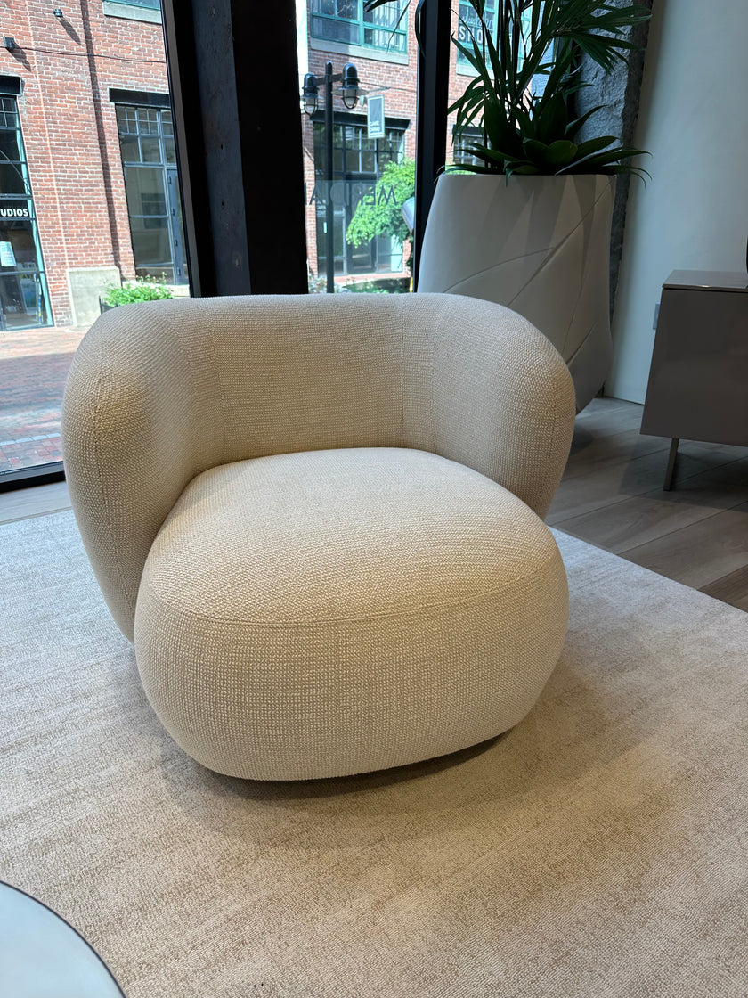 Floor Sample René Swivel Chair