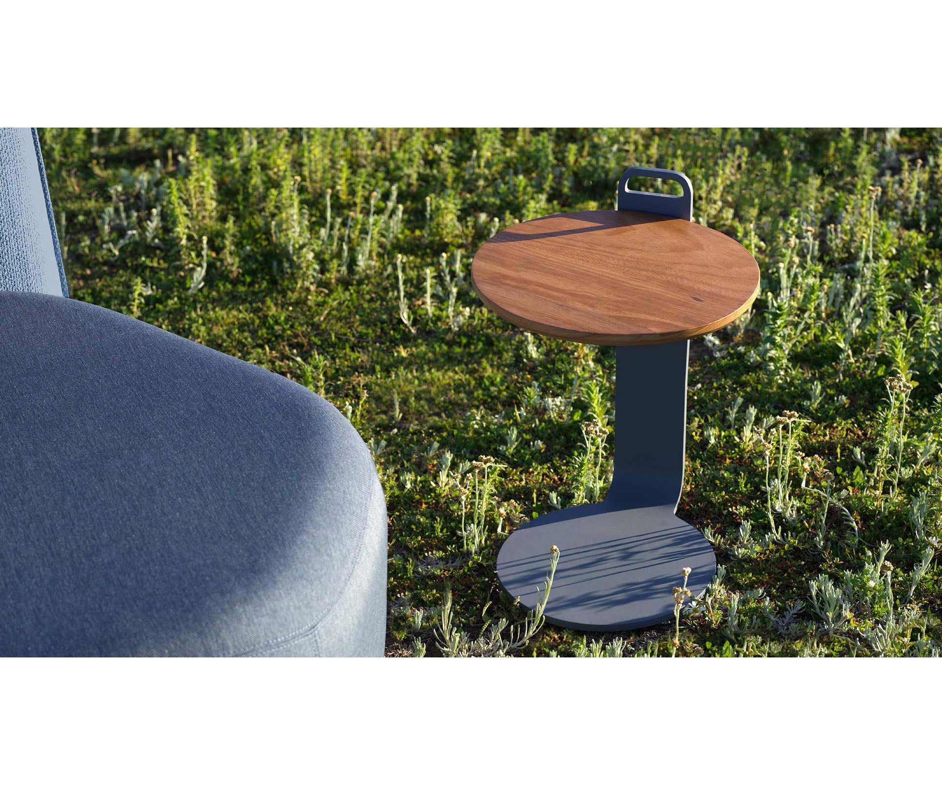 Isla Side Table I Gandia Blasco I Casa Design Group