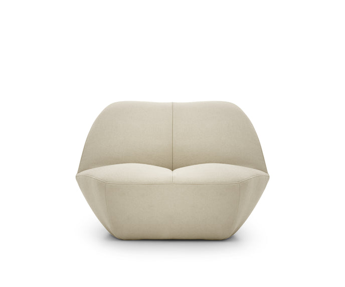 Kisss Lounge Chair Moooi 