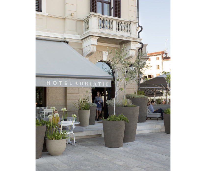 MR Planter Atelier Vierkant 