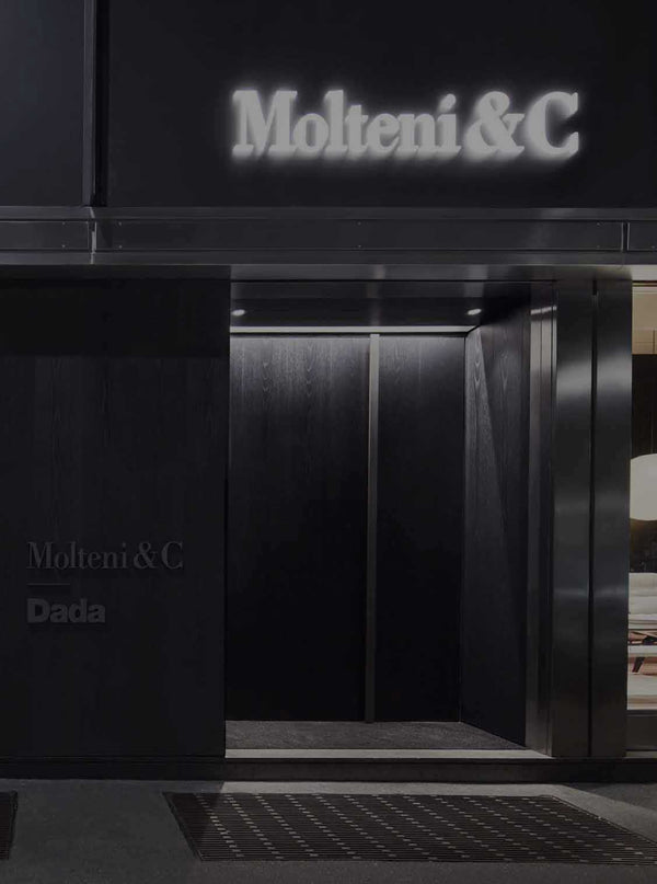 Molteni&C Furniture Showroom