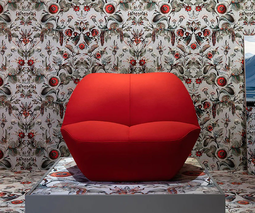 Kisss Lounge Chair Moooi 