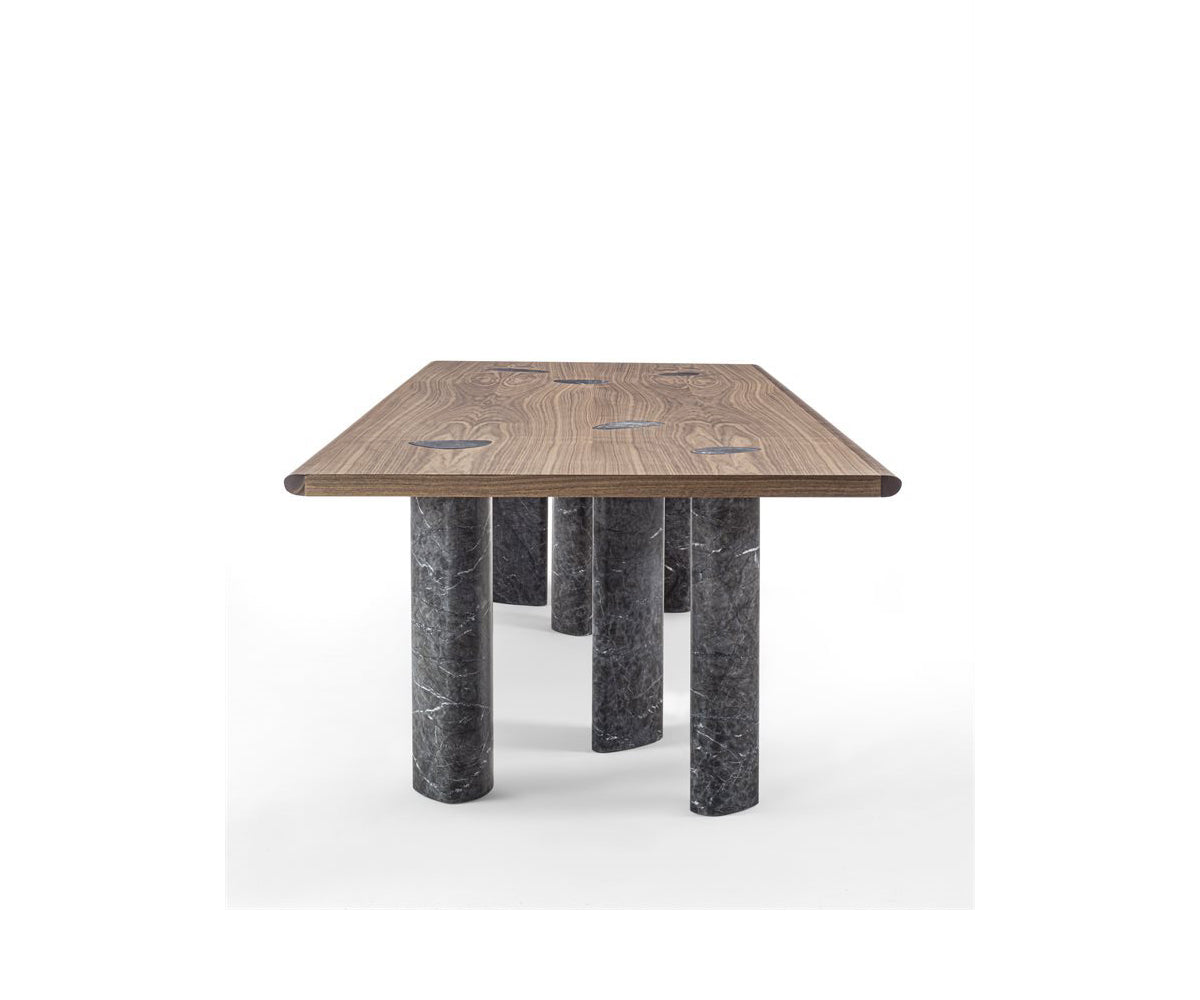 Osmose Dining Table I Porada