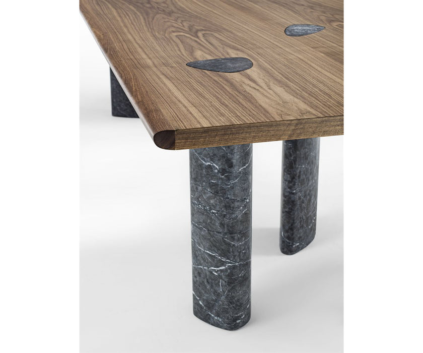 Osmose Dining Table I Porada