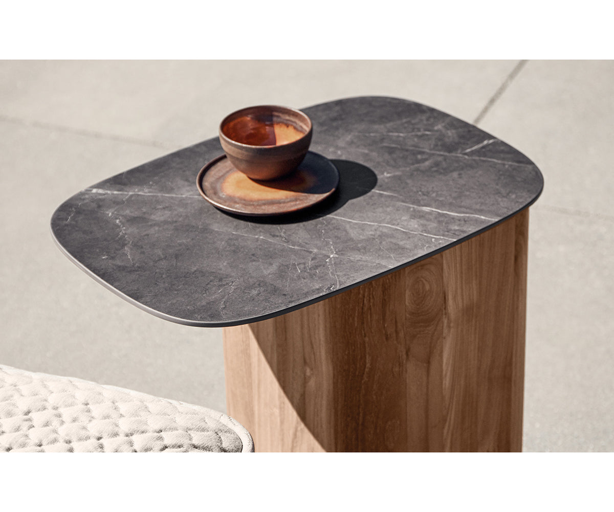 Omada Side Table Gloster