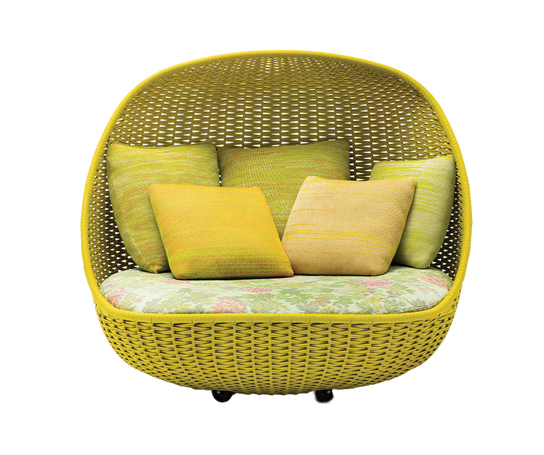 Orbitry Outdoor Swivel Lounge Chair