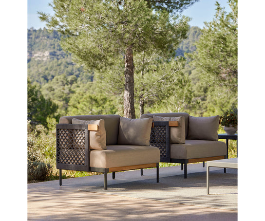 Legacy Lounge Chair Braided Backrest Point 1920