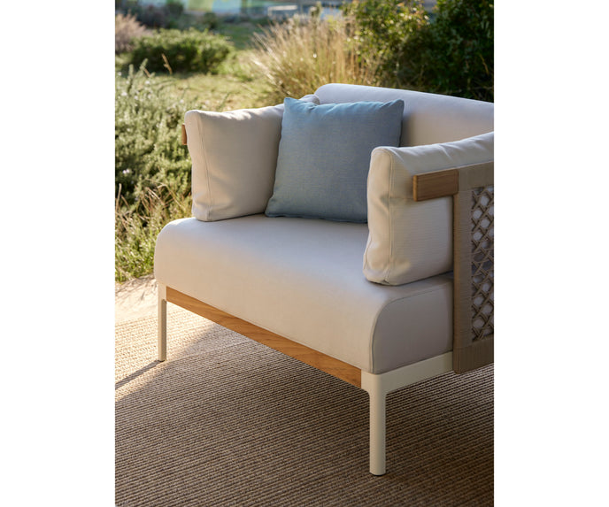 Legacy Lounge Chair Braided Backrest Point 1920