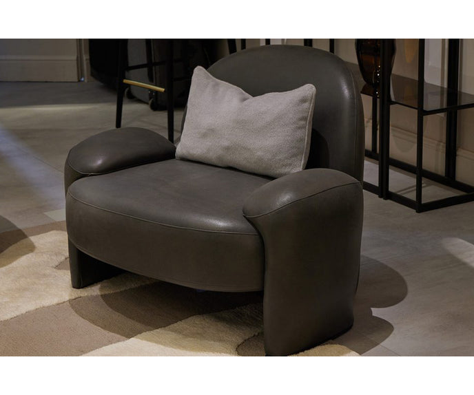 Ama Armchair | Paolo Castelli
