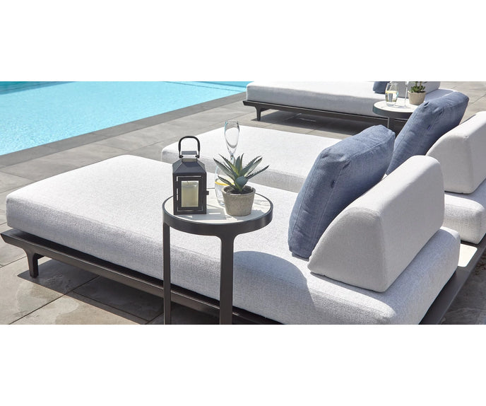 Porto Chaise Lounge I Coco Wolf