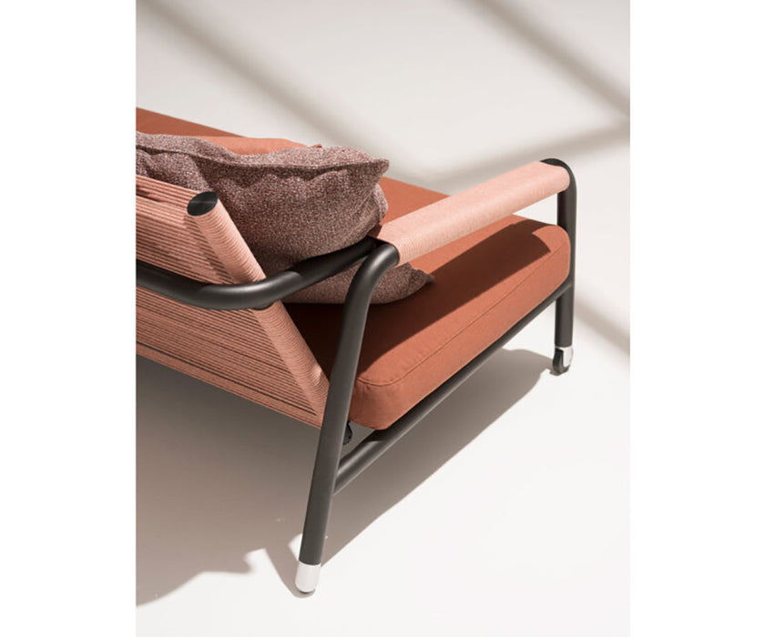 Astra Sofa I Roda